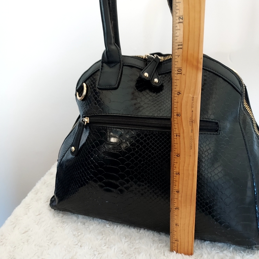 Large Black Tote Purse Bag with faux snake details satin lining - Picture 7 of 16